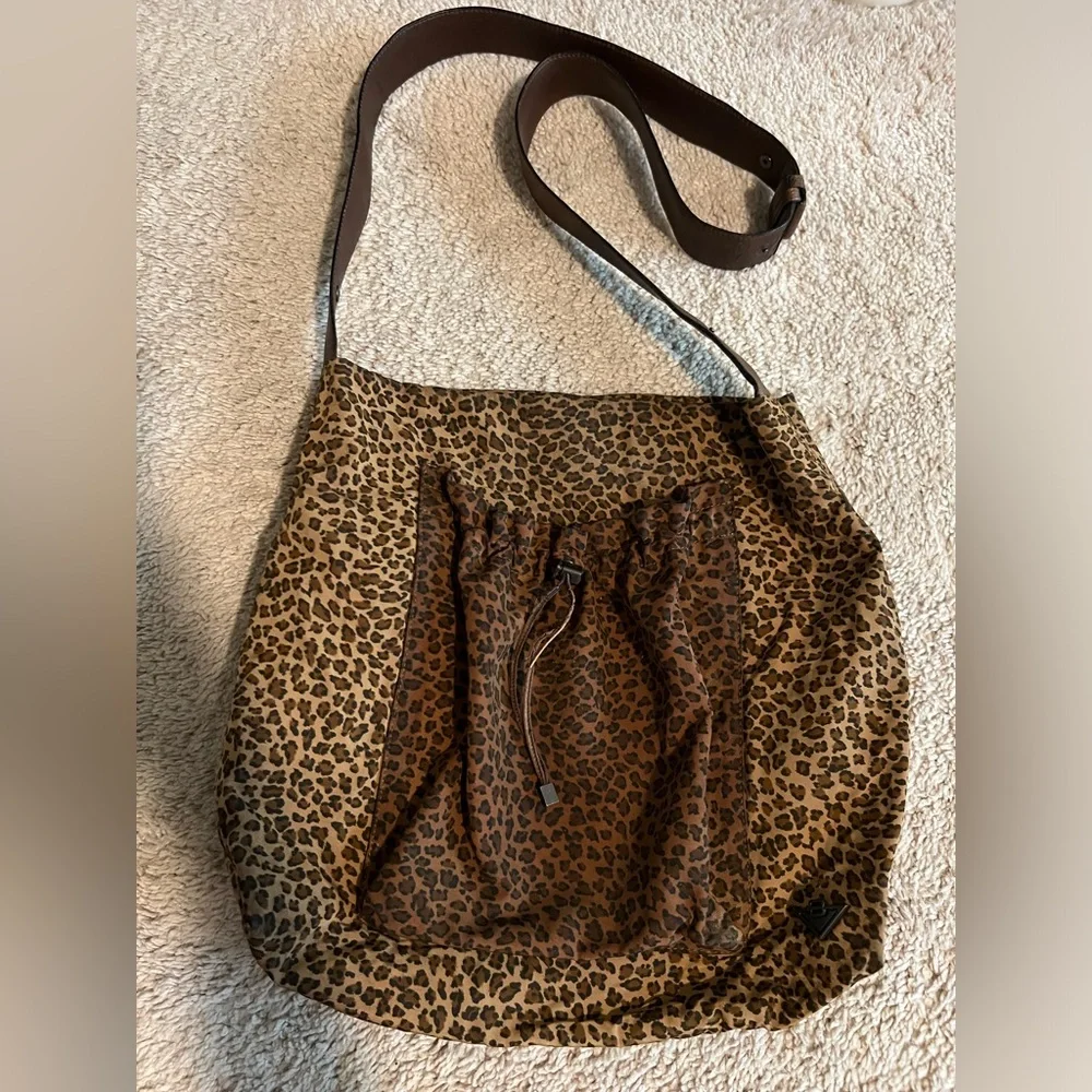 Bottega Veneta Vintage Cheetah Print 2 tone bag - Picture 5 of 16